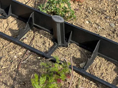 PK Obrubník plast COVERGARDEN - neviditelný - 4,5 x 100 cm - černá