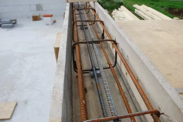  ŽELEZO Třmínek do betonu 15x13 R6