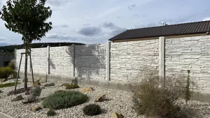 AZ BETON Plotový díl KÁMEN obloukový 2000x50x610mm, šedá