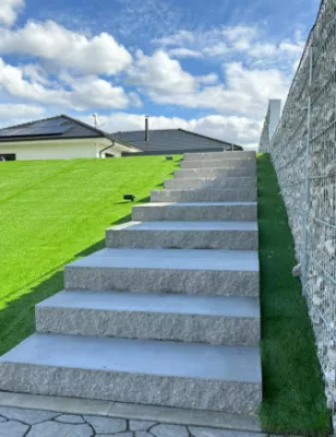 AZ BETON Schodišťový stupeň 900x340x150mm, šedá_7