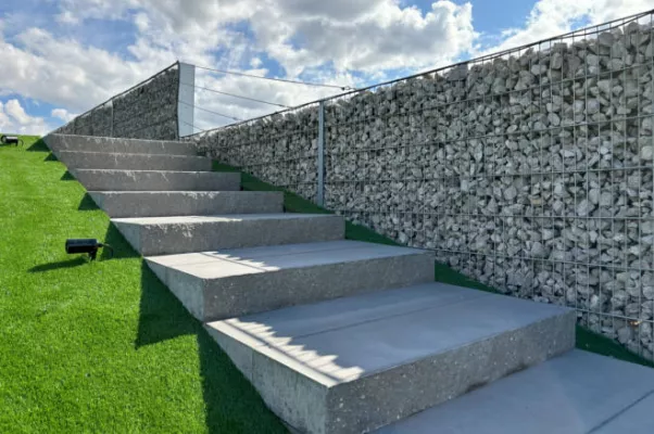 AZ BETON Schodišťový stupeň 900x340x150mm, šedá_6