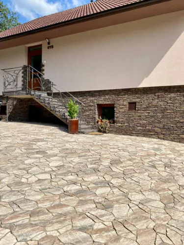 AZ BETON Dlažba ČACHTICE bronz_2
