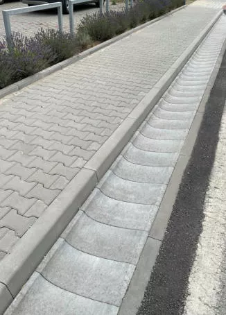 AZ BETON Silniční žlab odvodňovací 250x500x120mm, šedá