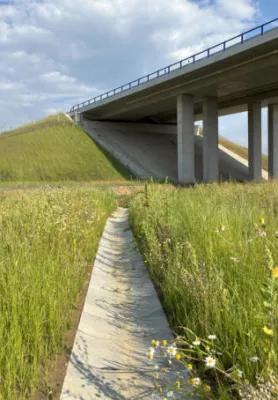 AZ BETON Silniční žlab odvodňovací 500x250x100mm, šedá_2