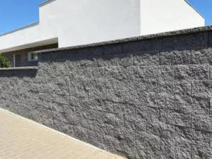 AZ BETON Tvarovka štípaná 3-STRANNÁ koncová šedá